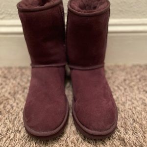 Purple metallic short UGG
